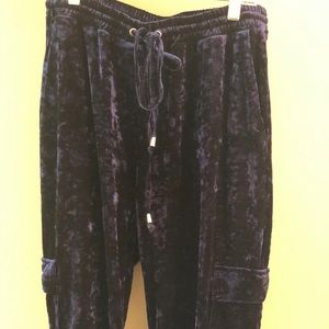 Blue velvet sweatpants drawstring waist pockets
